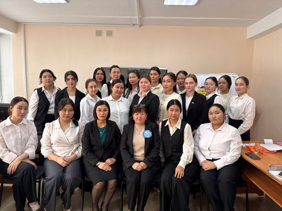 “Ашық сабақтардағы нақты және заманауи әдістерді қолдану, болашақ педагог мамандардың құзыретін дамытудың негізі”