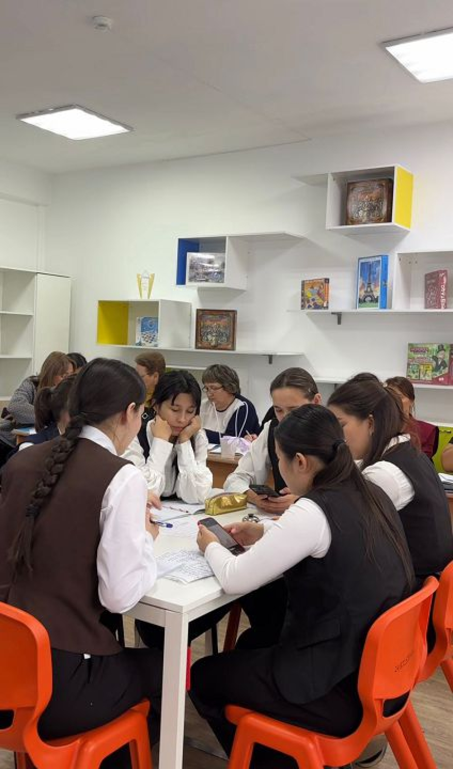 У-21 тобында өткен &laquo;Инновациялық оқыту құралдары&raquo; тақырыбындағы ашық сабақ