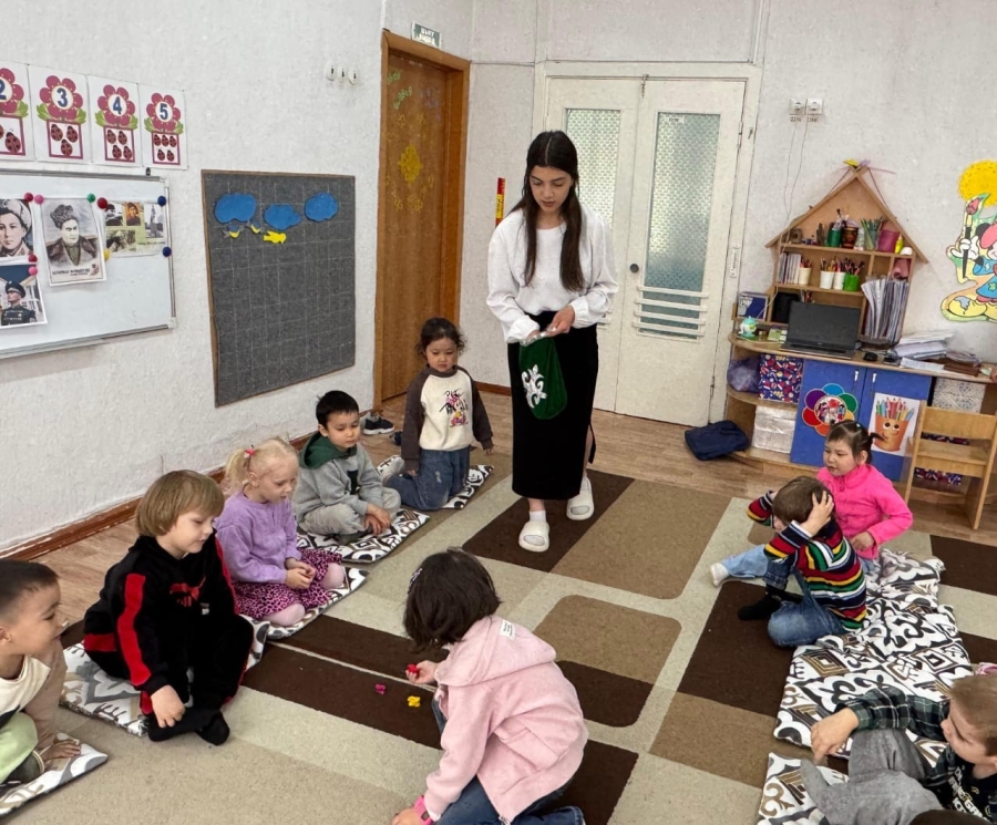 Мектеп жасына дейінгі балалардың патриоттық сезімдерін балабақшадан бастап тәрбиелеу.